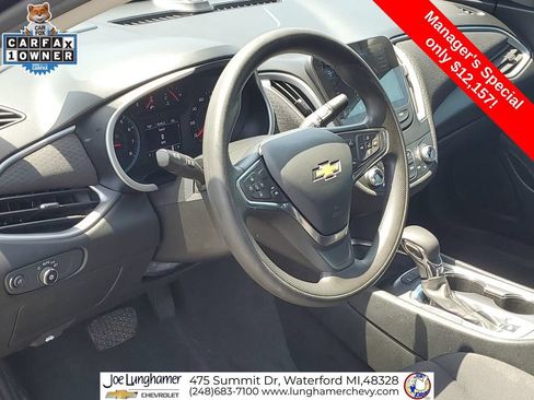 Used 2023 Chevrolet Malibu LT w/ Driver Confidence Package FWD image 11