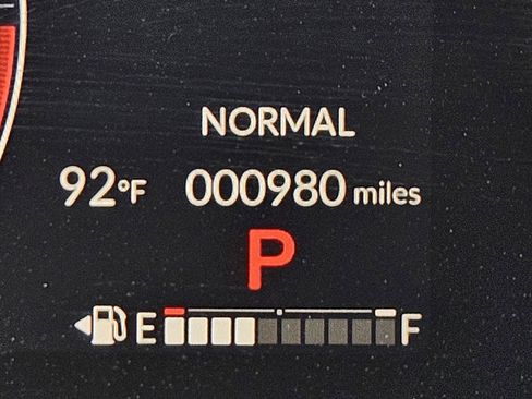 Certified 2026 Honda HR-V LX image 31