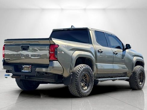 Used 2024 Toyota Tacoma TRD Sport image 4