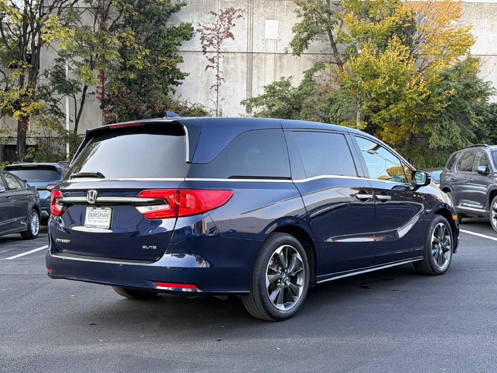 Used 2024 Honda Odyssey Elite image 7