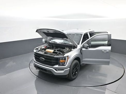 Certified 2022 Ford F150 XLT w/ Equipment Group 302A High image 26