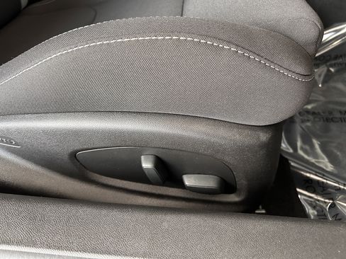 Used 2018 Chevrolet Camaro SS image 26