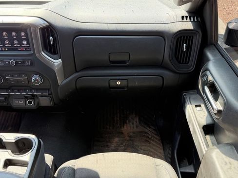 Used 2024 Chevrolet Silverado 2500 Custom w/ Custom Convenience Package AWD/4WD image 11