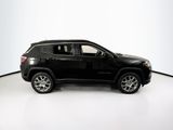 Used 2022 Jeep Compass Latitude image 4