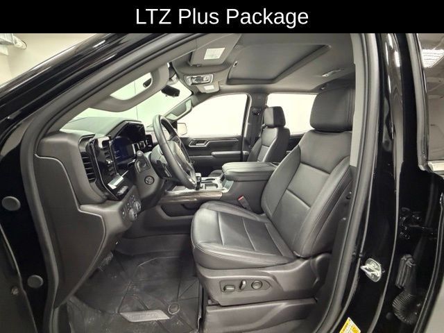 Certified 2025 Chevrolet Silverado 1500 LTZ w/ LTZ Premium Package AWD/4WD image 8
