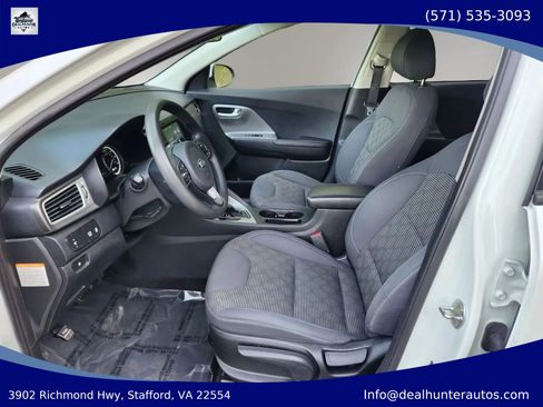 Used 2018 Kia Niro LX FWD image 21