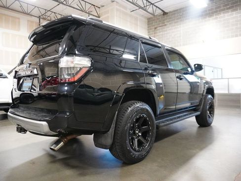 Used 2016 Toyota 4Runner Trail AWD/4WD image 4