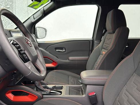 Certified 2024 Nissan Frontier PRO-4X w/ Pro Convenience Package image 18