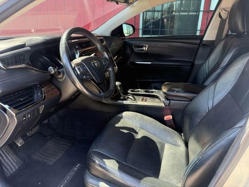 Used 2013 Toyota Avalon XLE image 7