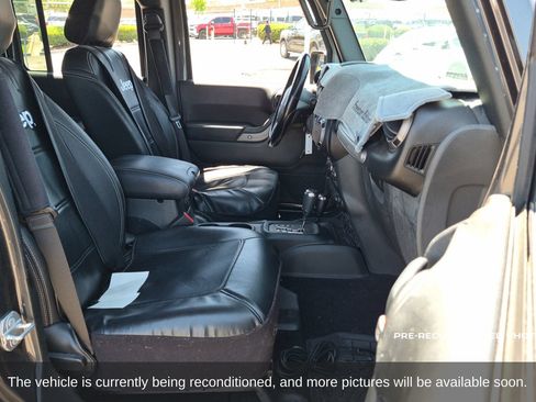 Used 2018 Jeep Wrangler Unlimited Sport AWD/4WD image 13