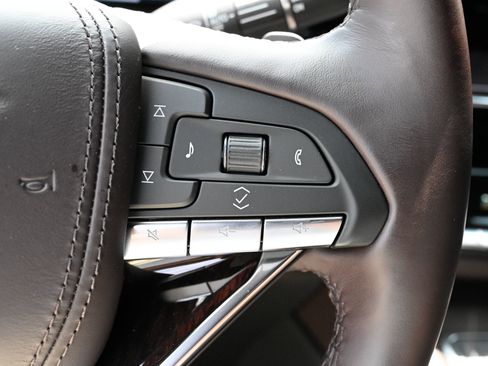 Used 2023 Cadillac Escalade ESV Sport Platinum w/ LPO, ONYX Package AWD/4WD image 27