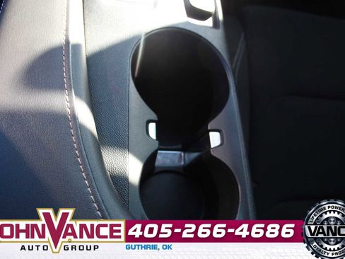 Used 2019 Chevrolet Camaro LT image 21