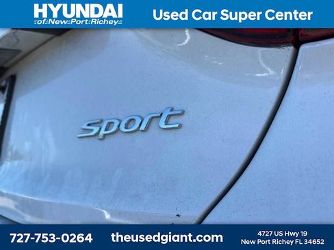 Used 2016 Hyundai Sonata Sport w/ Option Group 02 FWD image 5