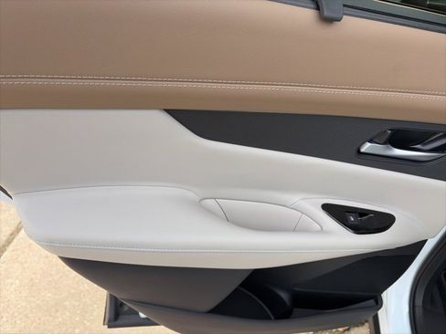 New 2026 Nissan Murano Platinum image 12