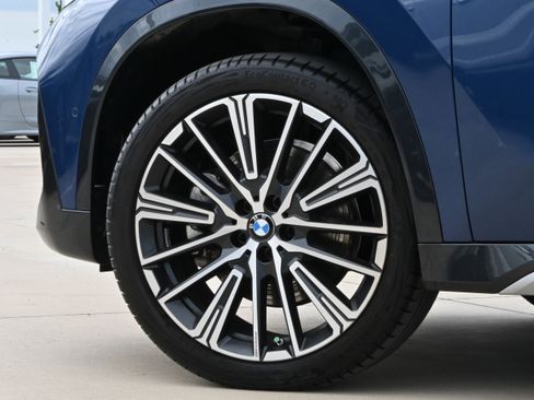 Certified 2025 BMW X1 xDrive28i w/ Technology Package AWD/4WD image 33