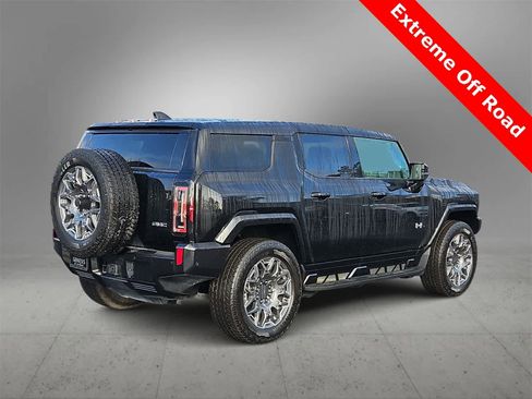 Used 2024 GMC Hummer EV 3X w/ LPO, Illumination Package image 8
