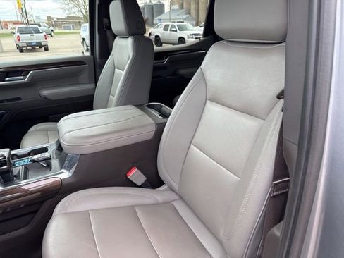 Used 2023 Chevrolet Silverado 1500 LT w/ Leather Package AWD/4WD image 21