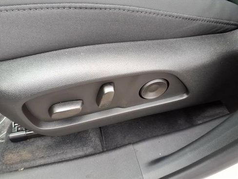 New 2026 GMC Terrain AT4 w/ Technology Package II image 25