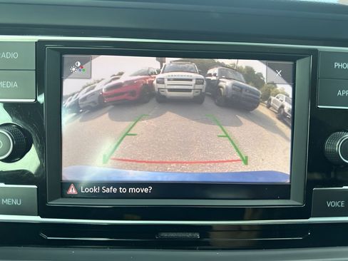 Used 2024 Volkswagen Jetta SE image 20