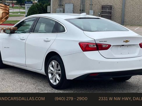 Used 2025 Chevrolet Malibu LT FWD image 4