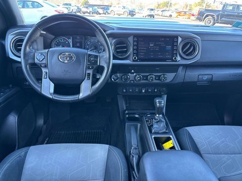 Certified 2020 Toyota Tacoma TRD Sport image 11