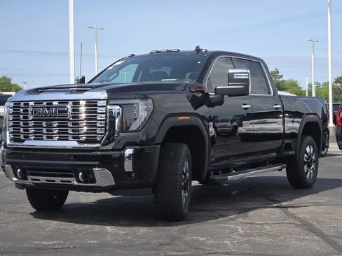 New 2026 GMC Sierra 2500 Denali w/ Denali Reserve Package AWD/4WD image 19