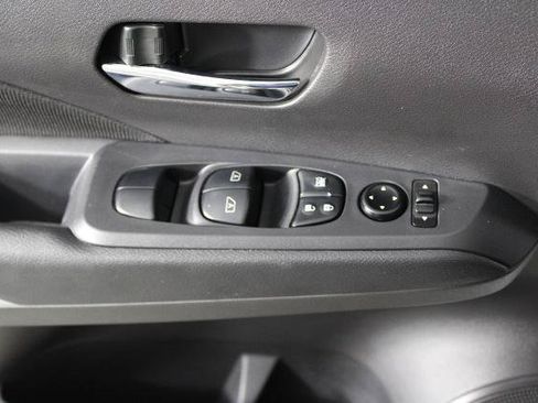 Certified 2024 Nissan Kicks SV FWD image 23