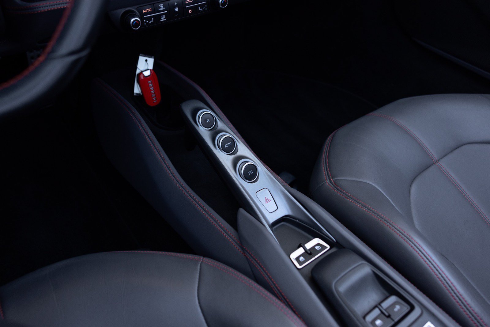 Used 2022 Ferrari F8 Tributo RWD image 50