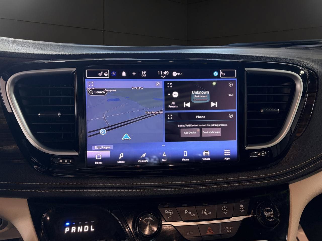 Used 2022 Chrysler Pacifica Limited FWD image 16