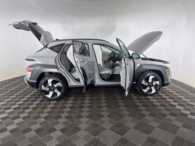 Certified 2026 Hyundai Kona Limited AWD/4WD image 17