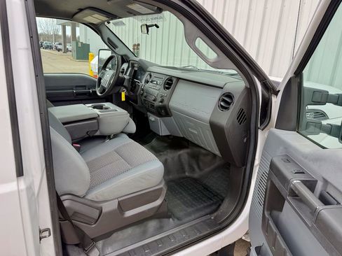Used 2015 Ford F250 XL w/ Power Equipment Group image 15