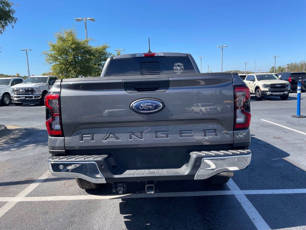 Used 2025 Ford Ranger XLT w/ Chrome Accent Package AWD/4WD image 6