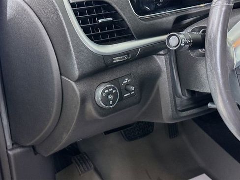 Used 2015 Chevrolet Traverse LTZ image 11