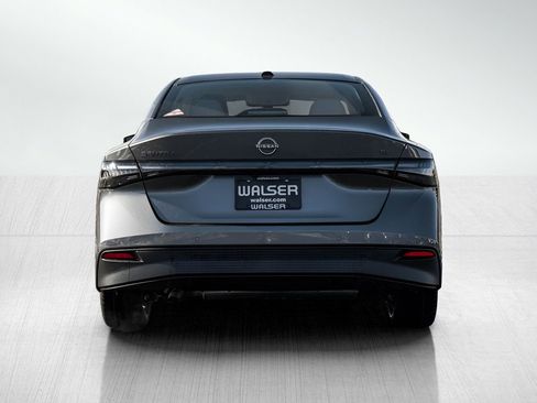 New 2026 Nissan Sentra SL w/ Floor Mat Package FWD image 5