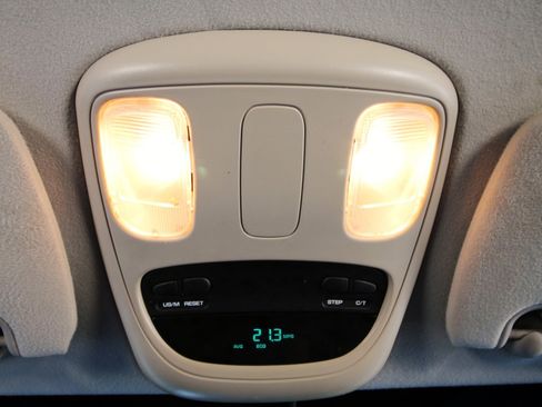 Used 2006 Dodge Ram 3500 Truck SLT image 36