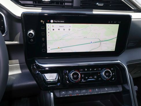 New 2026 GMC Sierra 1500 Denali w/ Denali Reserve Package AWD/4WD image 18