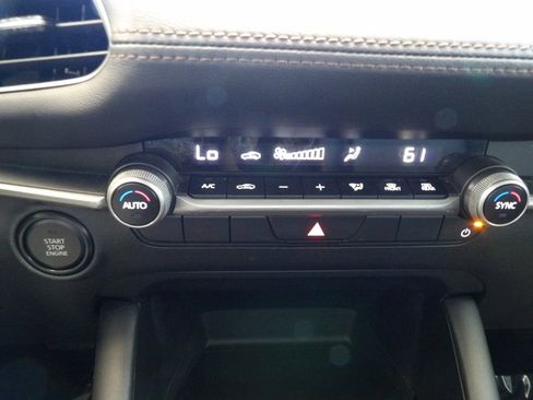 Certified 2024 MAZDA MAZDA3 s image 33