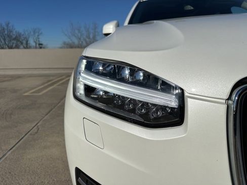 Certified 2025 Volvo XC90 B6 Plus image 12