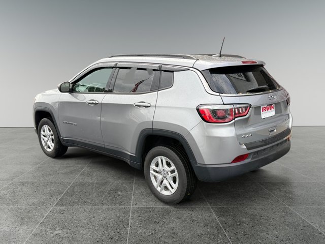 Used 2020 Jeep Compass Sport w/ Tech Group AWD/4WD image 3