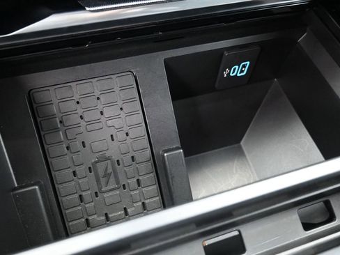 Certified 2026 Ford F250 Platinum AWD/4WD image 31