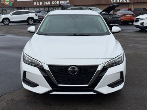 Used 2023 Nissan Sentra SV image 3