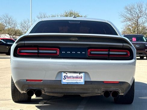 Used 2020 Dodge Challenger SRT Hellcat Redeye RWD image 8