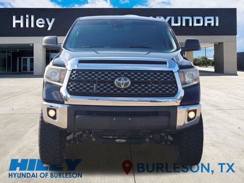 Used 2020 Toyota Tundra SR5 w/ SR5 Upgrade Package image 6
