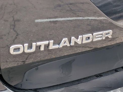 New 2026 Mitsubishi Outlander SE AWD/4WD image 10