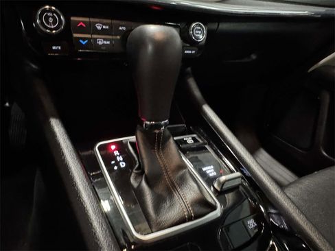 Used 2022 Jeep Compass Limited image 24