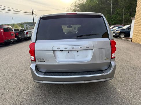 Used 2019 Dodge Grand Caravan GT w/ Safety Sphere Group FWD image 8