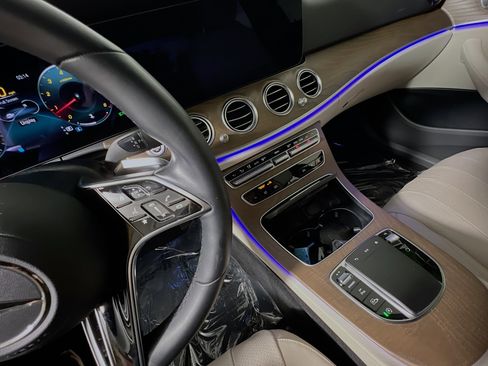 Used 2022 Mercedes-Benz E 350 Sedan w/ AMG Line Exterior image 25