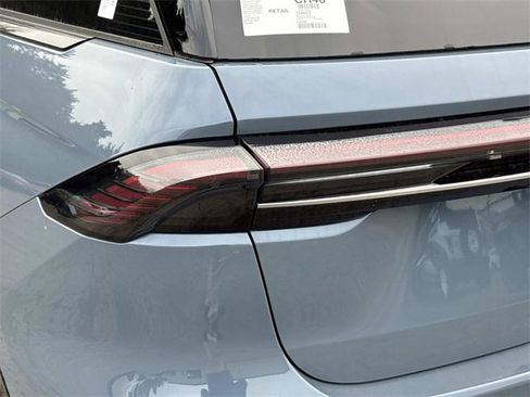 New 2026 Lincoln Nautilus Reserve w/ Jet Appearance Package image 11