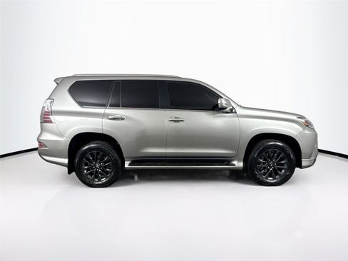 Used 2022 Lexus GX 460 Premium image 11