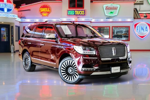 Used 2018 Lincoln Navigator Black Label w/ Cargo Package AWD/4WD image 1